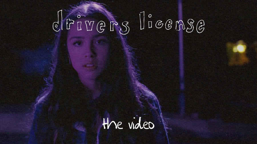 OLIVIA-00044_Carousel_Collage_DLVideoSlide-R2