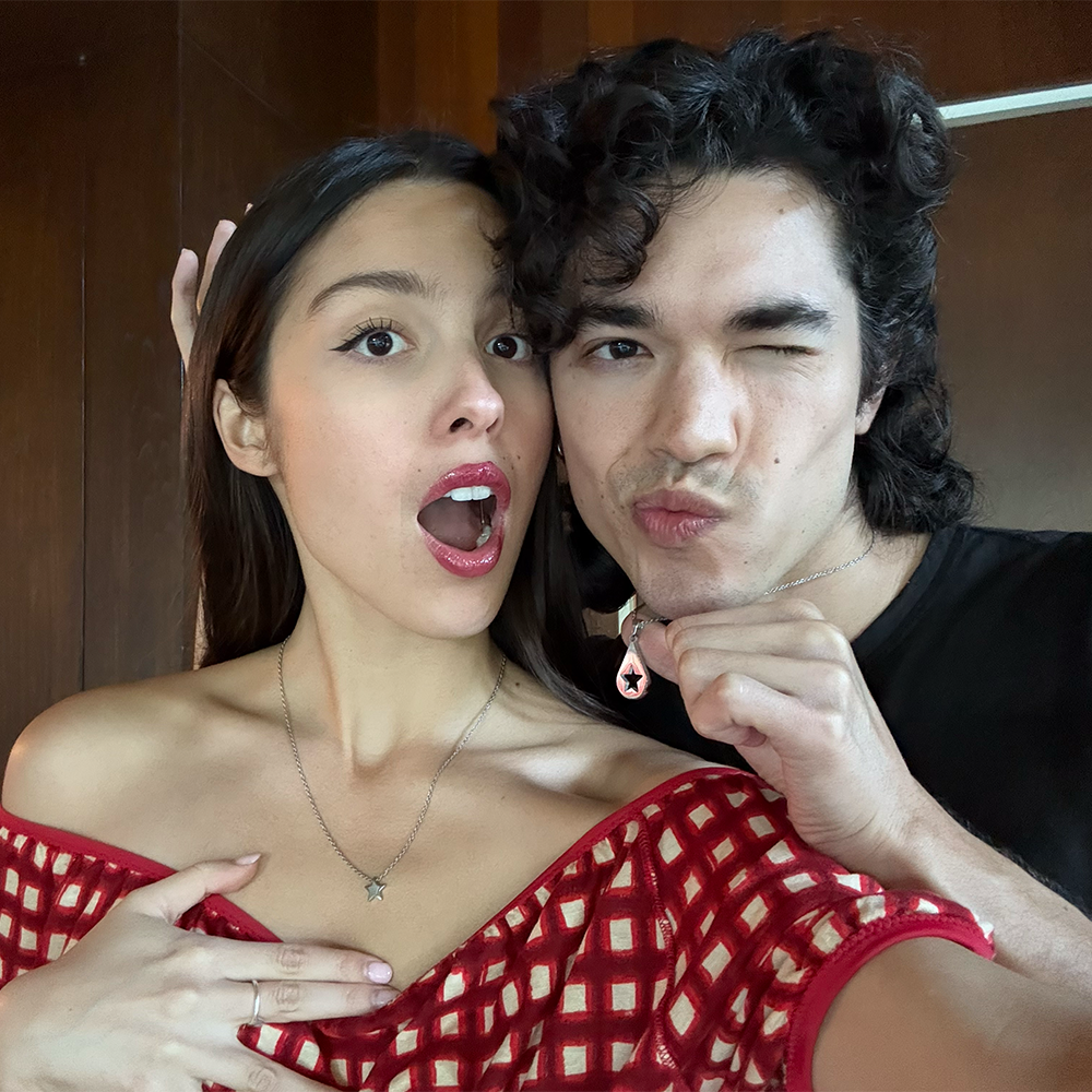 Olivia Rodrigo x Conan Gray Friendship Necklace Set Selfie Image 1