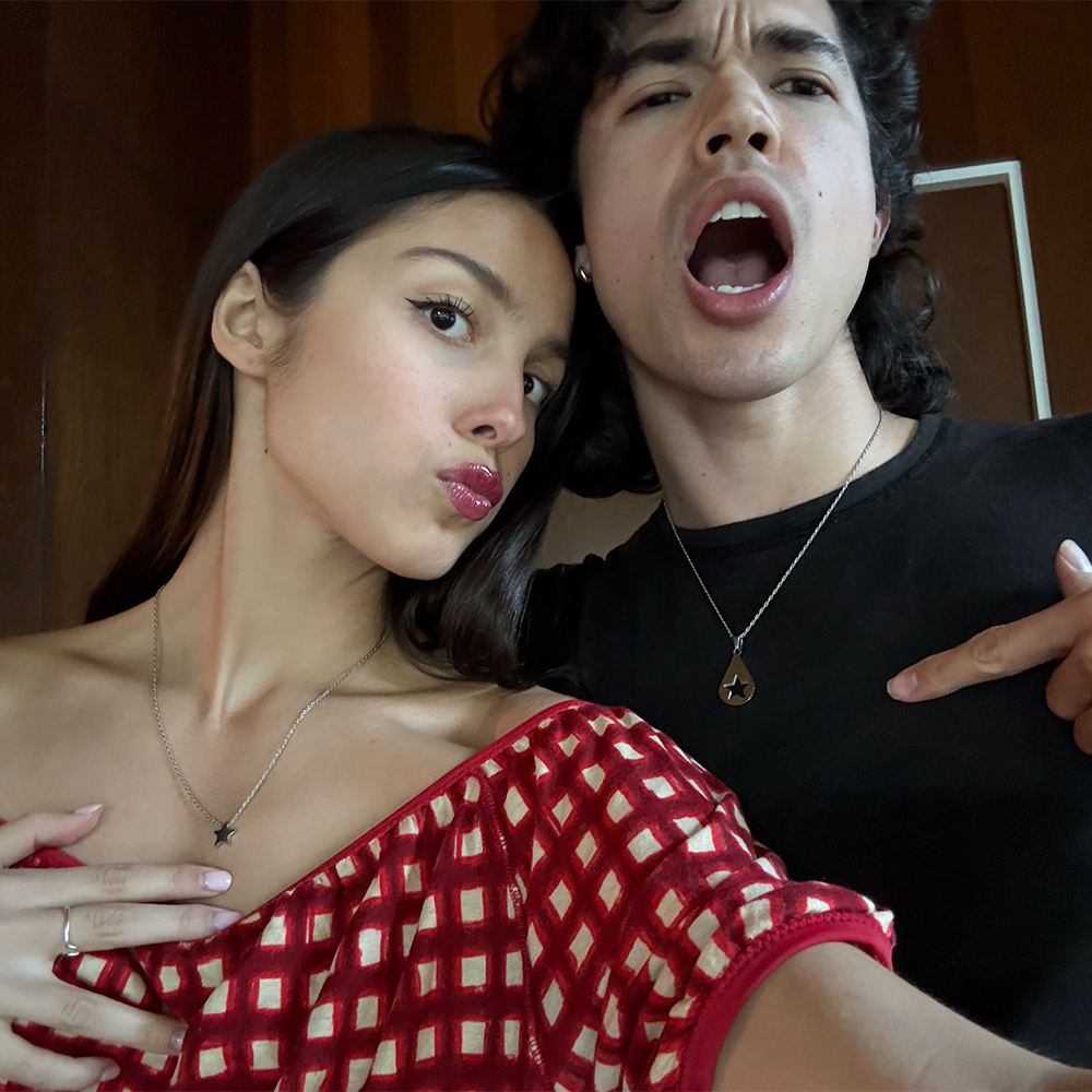 Olivia Rodrigo x Conan Gray Friendship Necklace Set Selfie Image 2